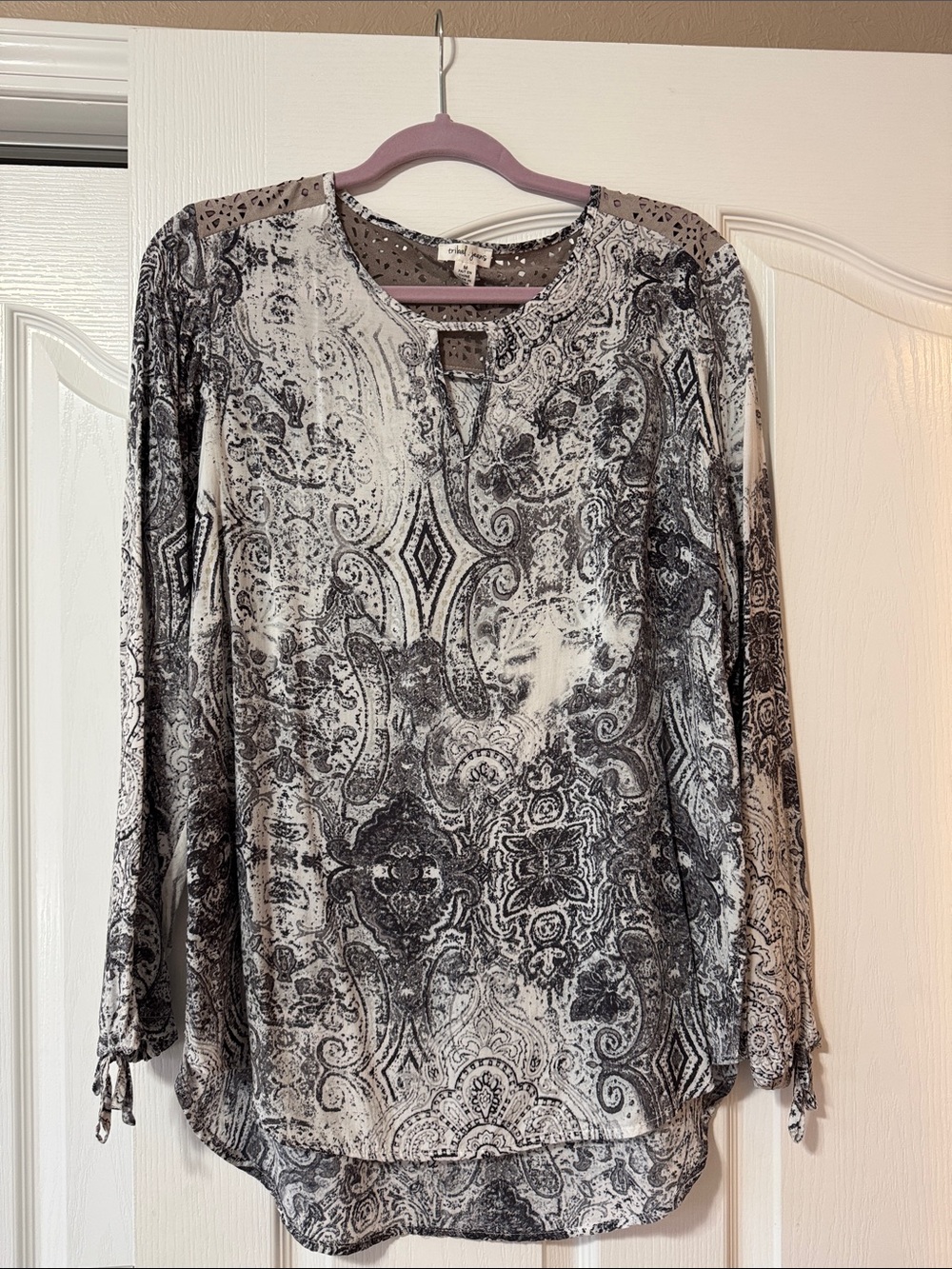 Tribal Black & White Paisley-Print Long Sleeve Tunic